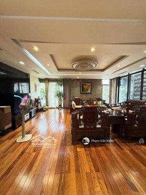 biệt thự thành công 170m2 - 6 tầng - thang máy - kiến trúc châu âu - chỉ với 76 tỷ