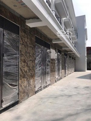 nhà mới koong - tại tân ước, giáp cenco 5 - rộng 45m2, 3 tầng-, một tum - giá chỉ nhỉnh 3 tỷ- a