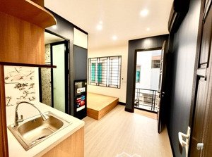 bán nhà khương trung 44m x 5 tầng, 9 phòng khép kín, full nội thất, dòng tiền ~50tr/tháng, ngõ oto