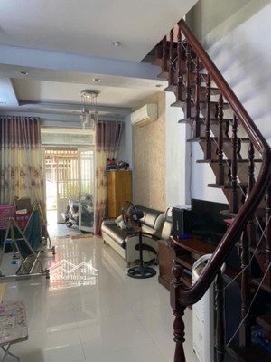 nhà đẹp 2 tầng đường số 27, gần metro, nở hậu nhẹ 38m² chỉ 4.9 tỷ