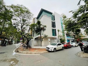 giảm chào 1 tỷ, biệt thự lô góc văn quán , hà đông , 135m , mt 20m