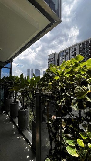 nhà đẹp! nội thất mới 100% 130 m2 lh: 