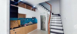 mặt tiền đường chính - kinh doanh sầm uất - giá chỉ hơn 6 tỷ mt lạc long quận - tân bình