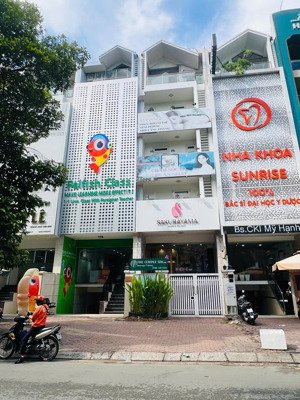 hạ giá bán nhanh mt hoàng văn thụ - tân bình - ( 4x30 ) - 4 tầng - hdt 65tr/th - bán 26.7 tỷ