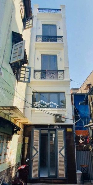 chỉ 5,2 tỷ - mặt tiền thụt vĩnh khánh - 5 tầng hc đủ - đất dân cư hiện hữu