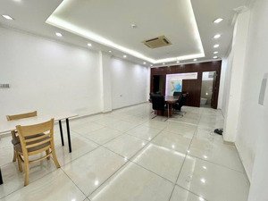 mặt bằng kinh doanh 6x18, mặt tiền cộng hòa, phù hợp văn phòng