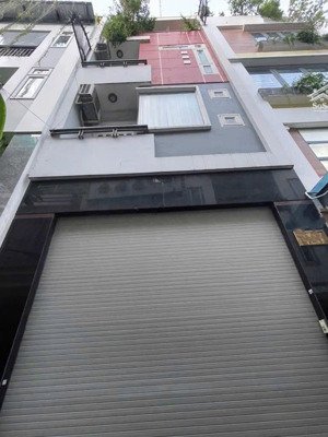 chú hồng bán gấp nhà nguyễn bỉnh khiêm-p.đa kao-q1. gần trường cao đẳng kỹ thuật. giá 4tỷ360/69m2