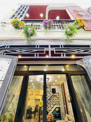 chính chủ cần bán nhà lạc long quân, p. 10, tân bình, giá 3tỷ850, dt 91,8m2 (5,4x17m), còn hđ thuê