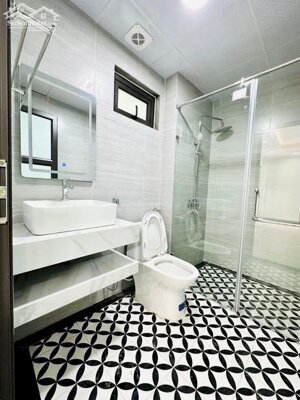 Nhà đẹp - Mới, Hiếm, Hồ Tùng Mậu, 5 tầng, 3 ngủ, giá 7.500 tỷ