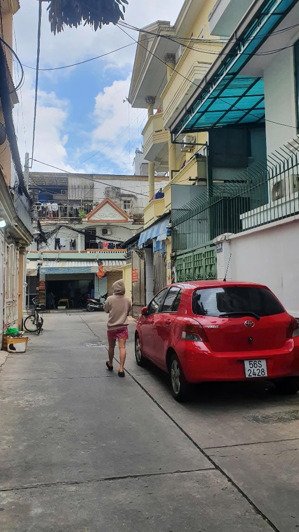 nhà hxh ngang khủng 9m xd 3 tầng, diện tích dệp 116m2 khang hiếm