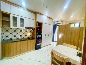 nóng - siêu phẩm đầu tư - gà đẻ trứng vàng toà ccmn pháo đài láng 96m 9 tầng 30pkk giá chỉ 21.5 tỷ