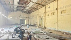cho thuê kho xưởng 2.000m2 an lạc, bình tân. xưởng xây kiên cố, thông thoáng.