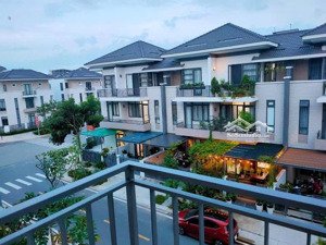 chính chủ cho thuê nhà phố lavila dt 6 x 17,6m full nt 4pn giá 20tr/th, lh: 