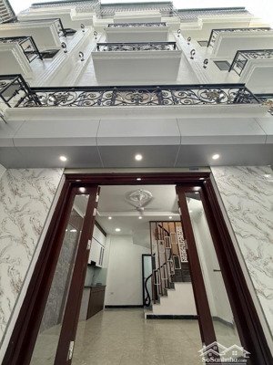 bán nr 36m2, 4pn, 4wc tại kim giang, khương đình, thanh xuân, 8,1 tỷ