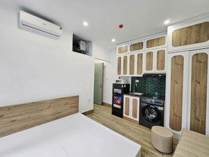 bán toà căn hộ dv trần cung. 150m2, 6 tầng, 26 p khép kín. dòng tiền 1.5 tỷ/năm. giá nhỉnh 25 tỷ