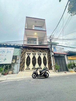 bán nhà 2 lầu mt đs lâm văn bền q7, 5x23m, nở hậu 8.7m