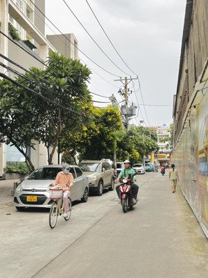 quận 6, hẻm xe hơi, tân hoà đông, dt lớn: 4x21, giữ tiền, dòng tiền đỉnh mà chỉ 6,x t.ỷ