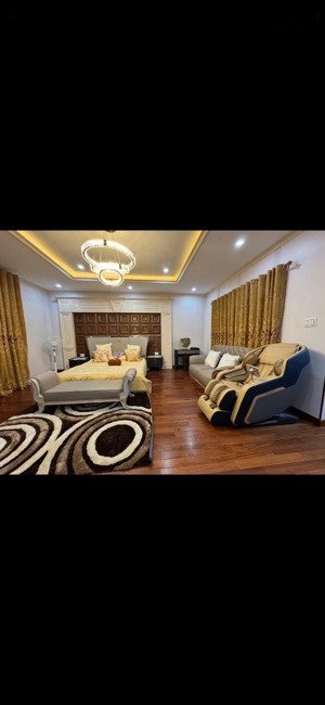 cần bán biệt thự,đẳng cấp 3 mê , 5 sao, đường lê ấm khu hoà xuân, gần nguyễn phước lan, đà nẵng.