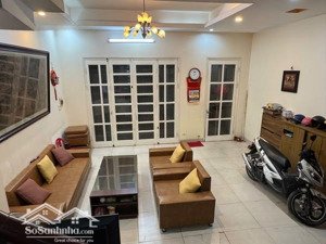 giảm 1,3 tỷ liền kề ngô thì nhậm, hà đông 5 tầng mặt tiền 5,5m