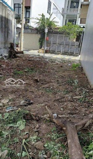 chính chủ bán 1 lô đất mặt tiền đường nguyễn hữu trí, bến lức , 6x20m2/120m2 shr. giá 650 triệu