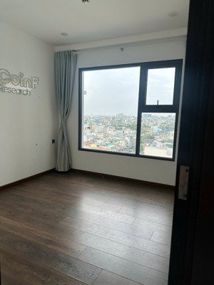 cần cho thuê cc remax dt 82m2, 2pn ntcb lầu cao giá 11 triệu/tháng chi tiết lh: 