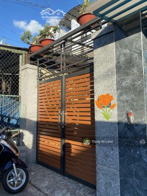 bán nhà hẻm phạm thế hiển, q.8, p.6. dt 96m2 (5.5x21m), 2 tầng, 4pn, sổ đỏ. giá 6.2 tỷ.