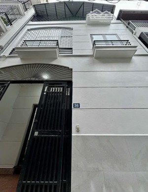hoàng như tiếp .50m2 3 tầng .11 truêu lh xem nhà (zl) nhà nguyên căn .mới đep.ở sướng