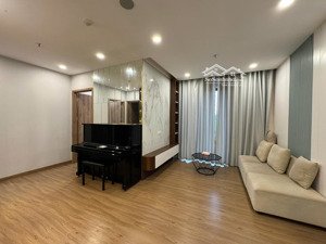 chủ nhà vào nam bán căn hộ 2phòng ngủ 2wc sky oasis ecopark hướng đông nam giá 3tỷ590 nội thất full