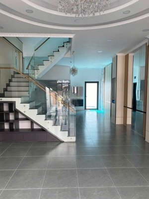 nhà mặt tiền đường tân hiệp 31