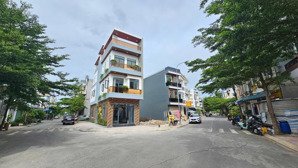 nhà 2 mặt tiền kinh doanh đa ngành ngay trục chính kdc sầm uất