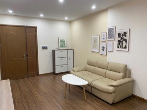 chính chủ cần cho thuê căn hộ 2 ngủ, a14b2 nam trung yên, giá chỉ 12tr/th