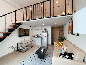 cho thuê căn hộ duplex ban công - full nội thất cao cấp - nằm sau lotte mart