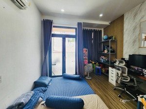 nhà đẹp hẻm 5m phú thọ hòa nhà 3 lầu sân thượng 5pn 5wc 4.5x14m giá 6.4 tỷ lh 