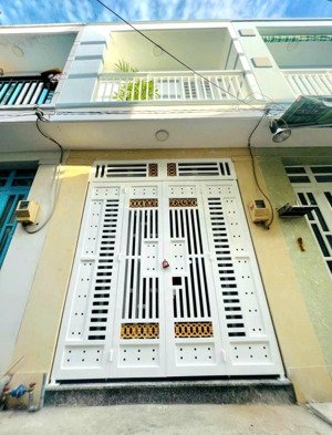 nhà bán chính chủ 1 lầu, hẻm trước nhà 3m, gần chợ trường học
