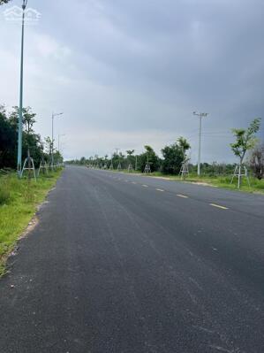 Mặt Tiền Hùng Vương 20,5x170 Đc Thương Mại Dịch Vụ. Cách Biển 300m. Giá 7,5Ty