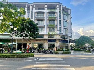 cho thuê nguyên căn mặt tiền đường số 37, kpt vạn phúc hiệp bình phước thủ đức, hcm.
giá chỉ 90trđ