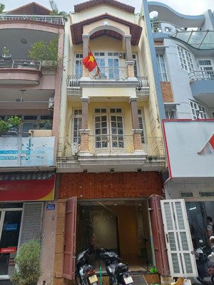 cho thuê nhà mặt tiền đường hoa lan, p2, phú nhuận.dt 4 x 16m, 1 trệt, 3 lầu