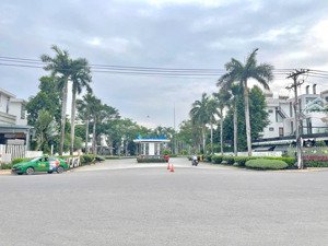 bán nhanh 85m mặt tiền đường 12m giá 6,15 tỷ rẻ nhất liên phường