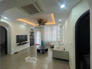 siêu hiếm chủ nhà gửi bán mặt phố văn miếu - ngô tất tố, 6 tầng, dt 83m2. mt 8m. giá 53 tỷ