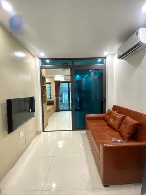 cho thuê phòng 1 ngủ 1 khách ở đặng tiến đông,đống đa.