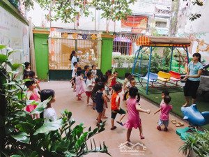 cho thuê biệt thự sân vườn mặt phố bùi xương trạch - thanh xuân 5 tầng, mặt tiền 8m mọi mô hình