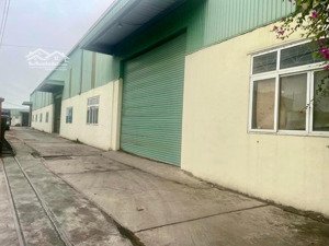cho thuê 300m1 diện tích nhà xưởng tại đường 72 dương nội hà đông lh 