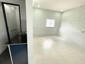 giữ phòng đến tháng 8 chính chủ cho thuê phòng studio - đường lê quang định, p14, bình thạnh.
