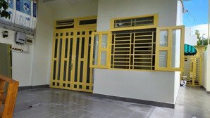 cho thuê nhà ở khu dân cư phú xuân nhà bè, 140m2(7x20) 2 phòng ngủ, có gara oto