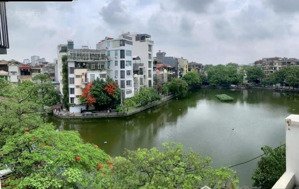 bán nhà mặt hồ phố lạc long quân, tây hồ. dt sổ 90m2 x 5t, mt 5,5m. đường 3 ô tô tránh, vỉa hè rộng