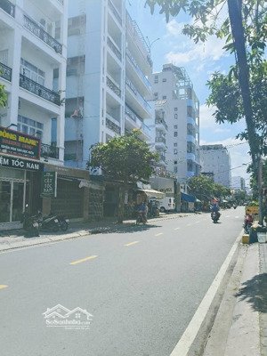 siêu hot quận 7 - mặt tiền kinh doanh lý phục man - 6x30 - chỉ 15.8 tỷ