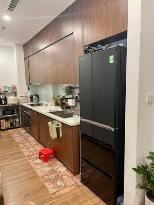 bác phượng cần bán gấp căn 2pn 67m2 - toà goldseason 47 nguyễn tuân - 5tỷ950 (giá tốt nhất khu vực)