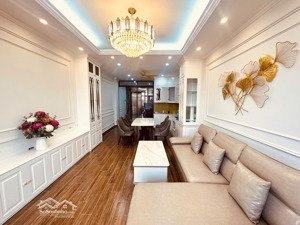 phân lô kđt văn khê - thông sàn thang máy - nội thất xịn sò - 18 tỷ có thương lượng