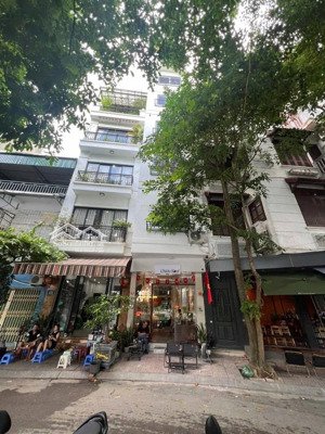bán toà nhà mặt hồ văn chương 8 tầng thang máy vỉa hè ô tô tránh kinh doanh siêu đỉnh dòng tiền tôt