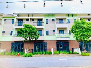 bán nhà phố thương mại centa city vsip bắc ninh giá chỉ 6,7 tỷ gần long biên gia lâm